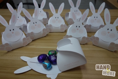 Handsmore Easter