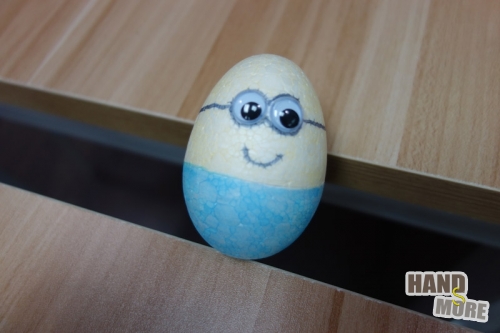 Handsmore Easter